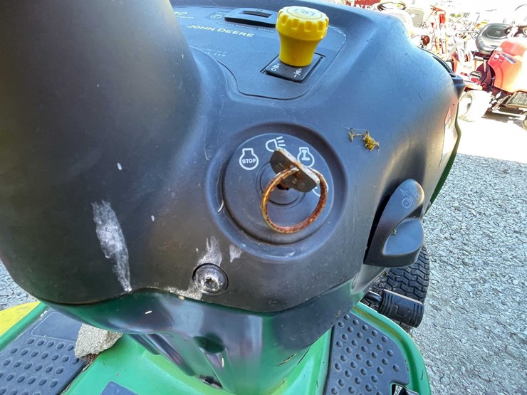 john-deere-l130-image-10