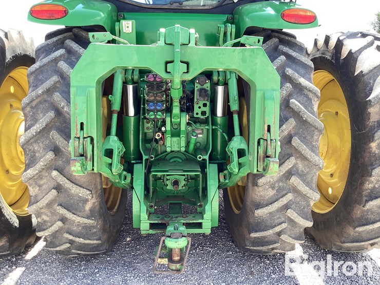 2009-john-deere-8320r-image-9