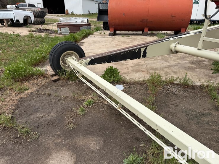 buhler-farm-king-1395-image-9