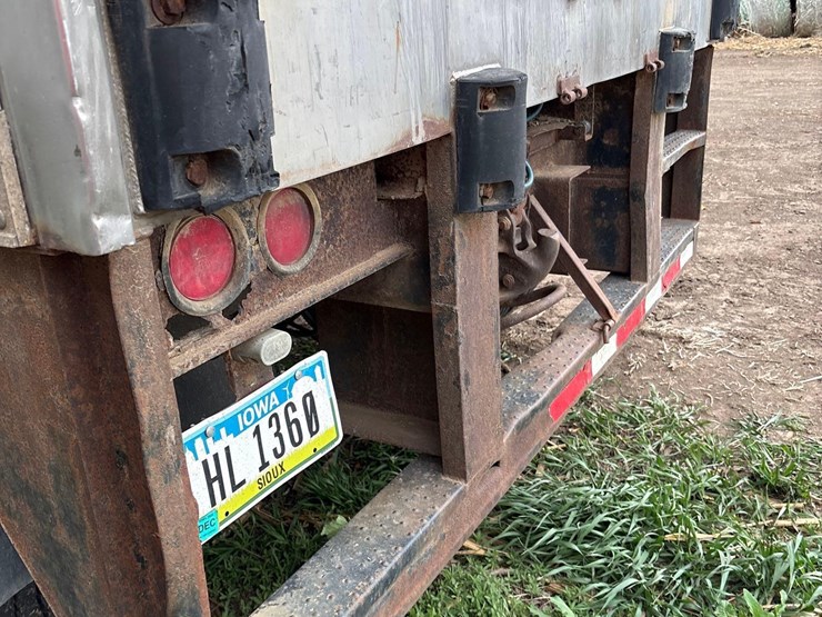 2000-kidron-semi-van-box-spray-trailer-image-20