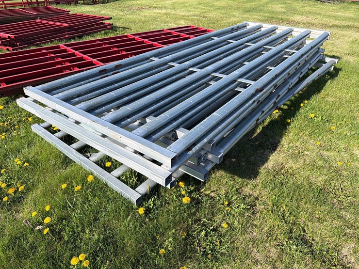 10-brazen-9ft-10”-long-livestock-gates-image-1