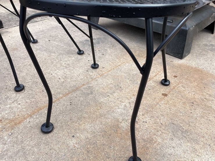 #9056-•-chairs-(o3)-image-3