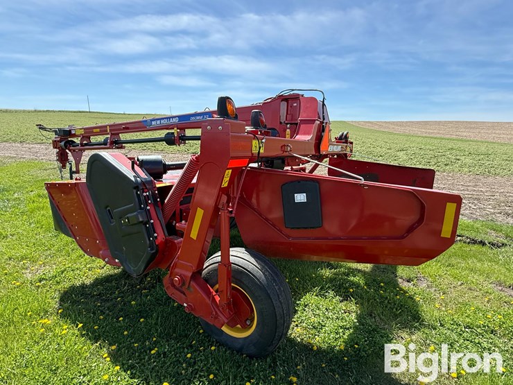 2021-new-holland-1000-image-7