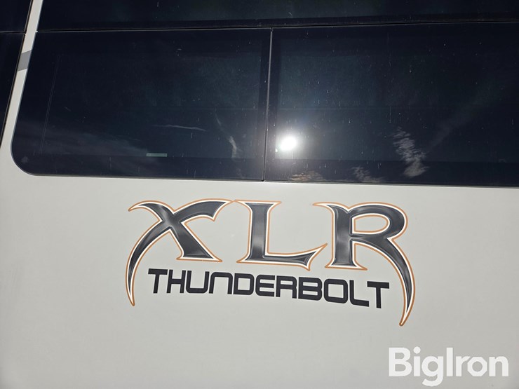 2015-forest-river-xlr-thunderbolt-t/a-toy-hauler-image-14