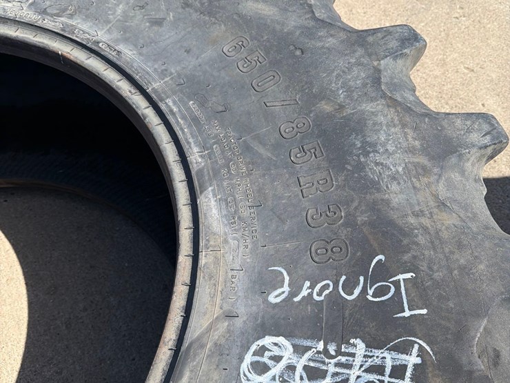 1-firestone-650/85r38-tire-image-6