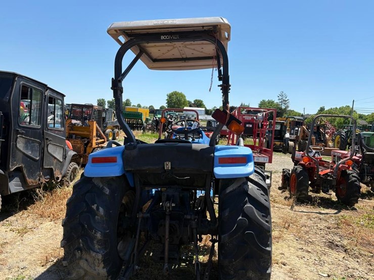 new-holland-tc40a-image-8