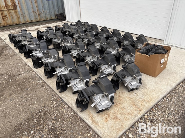 case-ih-12xx-series-early-riser-seed-meter-units-image-1