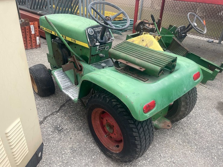john-deere-110-image-27