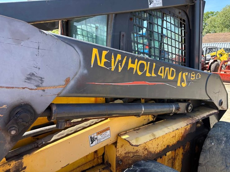 2003-new-holland-ls180-image-8
