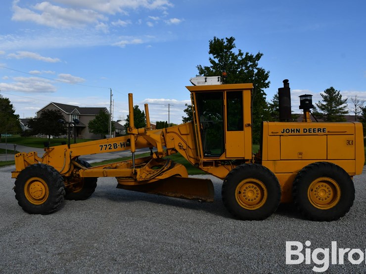 1989-deere-772bh-image-8