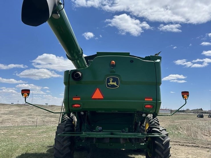 2016-john-deere-s680-image-6