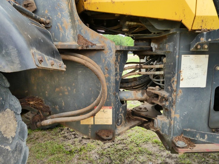 2013-komatsu-wa270-image-7
