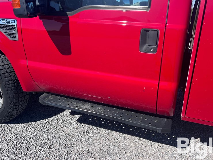 2010-ford-f350-xlt-image-15