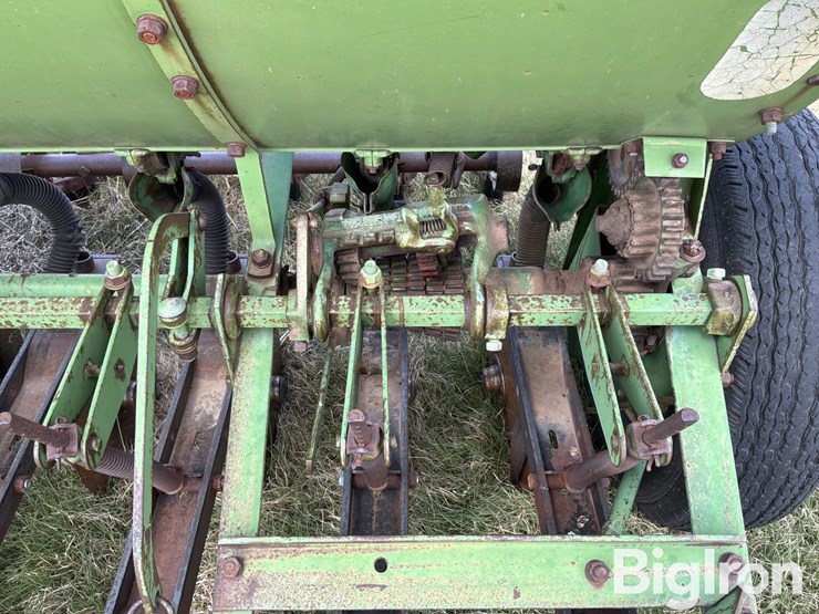 deere-tires-image-10