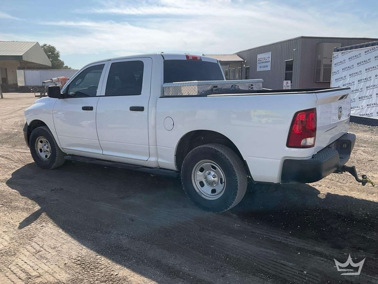 2017-dodge-ram-1500-image-4