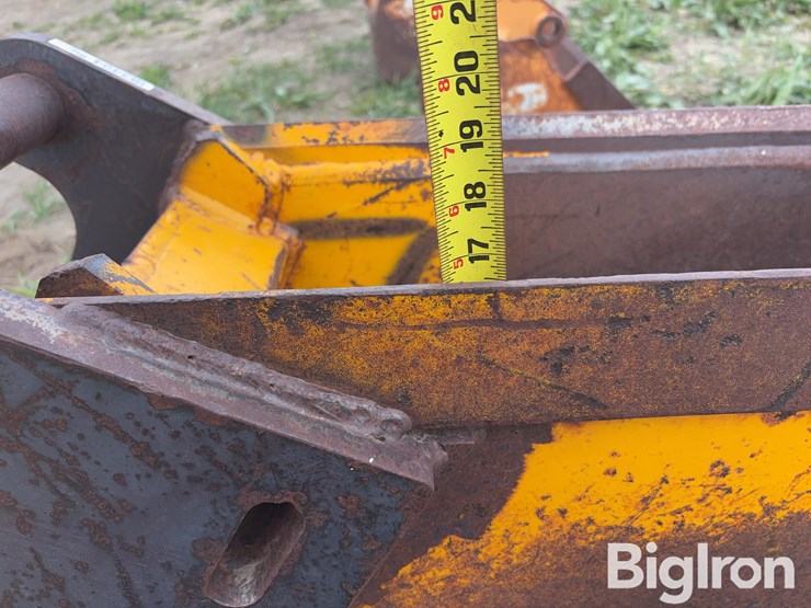 at1011631-bucket-image-5