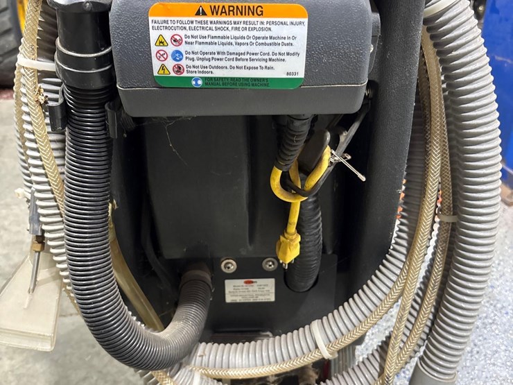 viper-model-sl-1610se-heavy-duty-carpet-cleaner-image-4