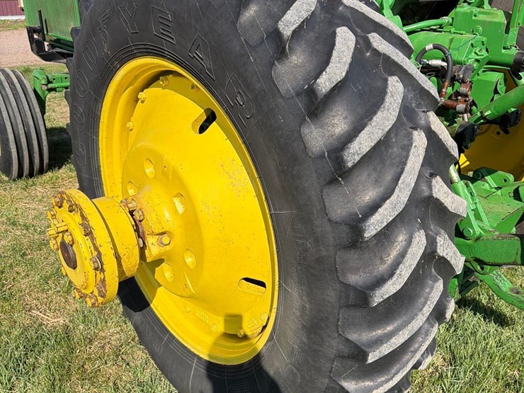john-deere-4650-image-9