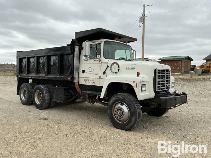 1995-ford-lt8000-image-3