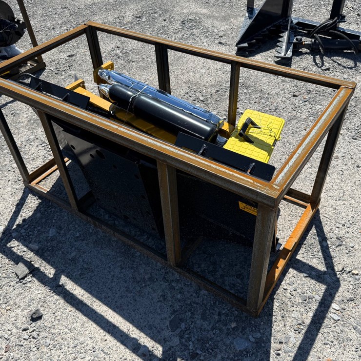 #45364 • Unused AGT SSHH680 Skid Steer Breaker SSHH68026020503A