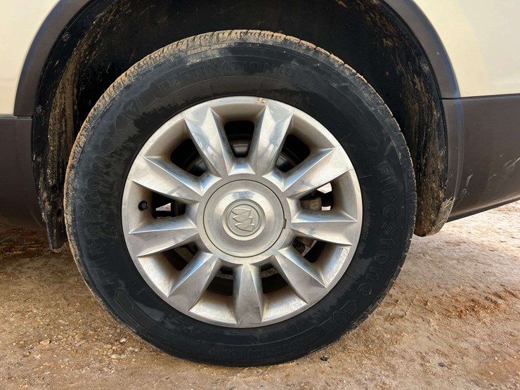 2011-buick-enclave-cxl-image-15