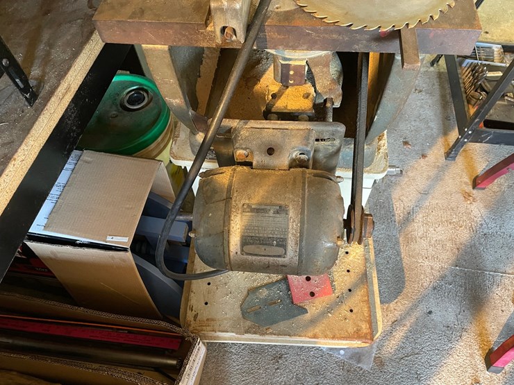 #7009-•-craftsman-tilting-arbor-table-saw-image-4