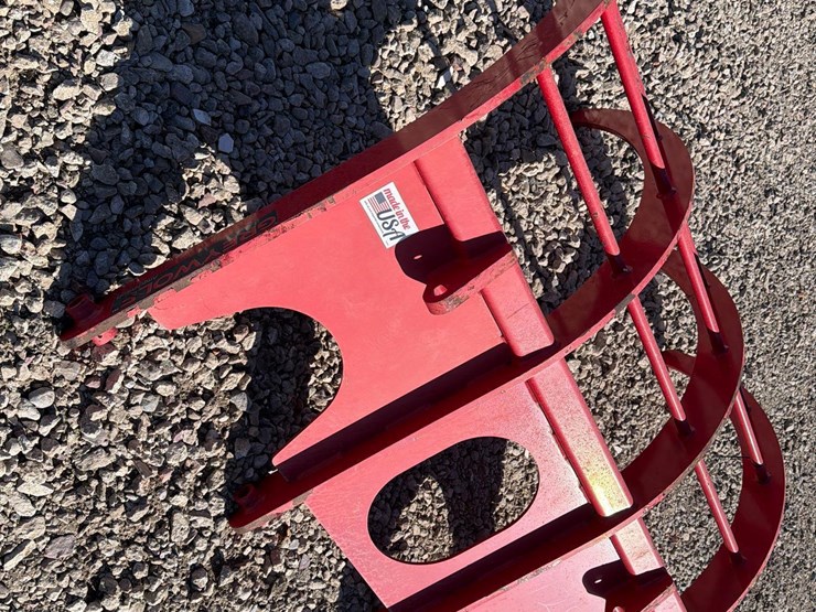 grey-wolf-grapple-fork-image-3