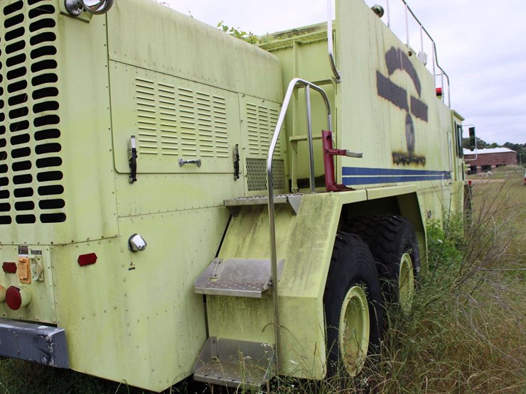 1988-oshkosh-t-3000-airport-pumper-speciality-vehicle-10t9l5eh3j1032880-mileage:-9175-(2270-ho-image-22