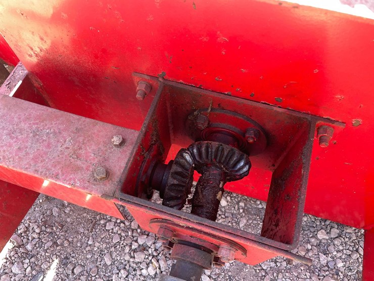 #7411-•-farm-king-snow-blower-image-20