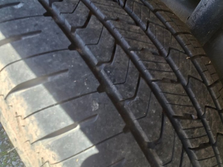 2015-ford-explorer-image-58