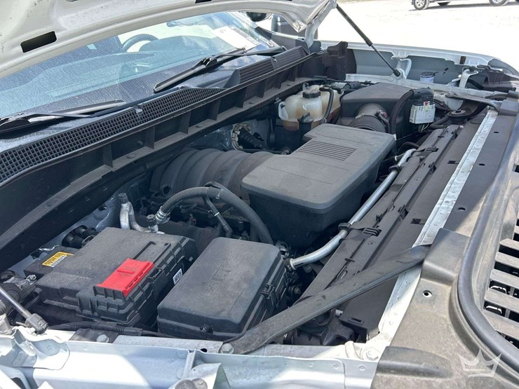 2024-chevrolet-silverado-1500-image-9