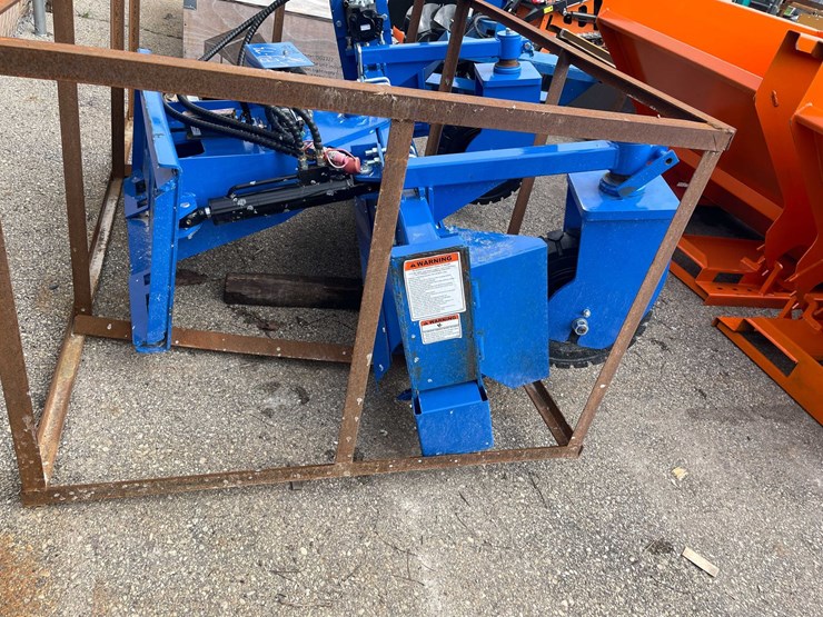 #9039-•-unused-top-cat-skid-steer-harley-rake-(o11)-image-4