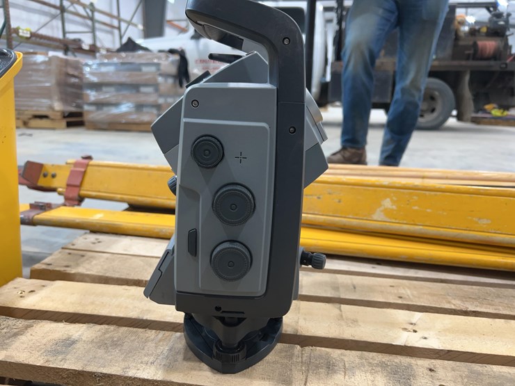 2014-trimble-s8-gps-system-image-6