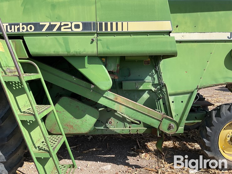 1980-john-deere-7720-image-16