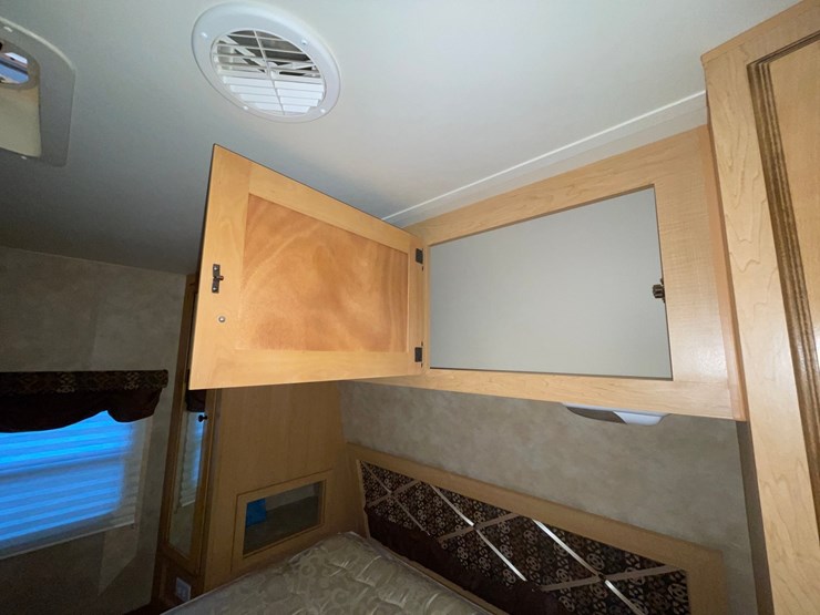 #7050-•-2010-spree-lx-superlite-camper-(has-mn-title)-image-69