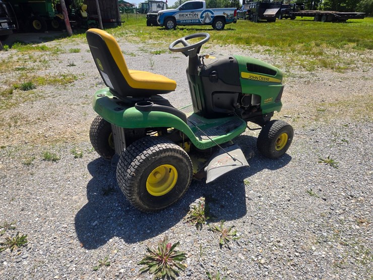 john-deere-la120-image-9
