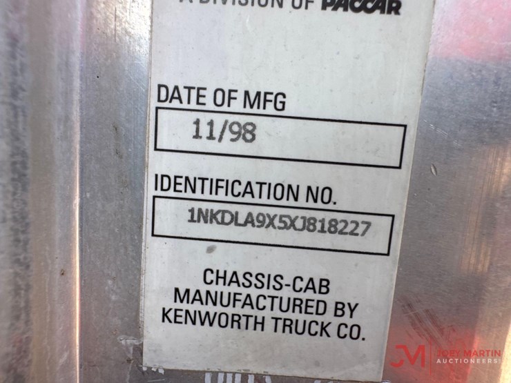 1999-kenworth-t880-image-28