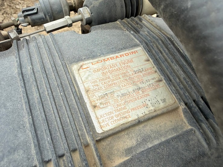 #3922-•-wacker-neuson-roller-compactor-image-20