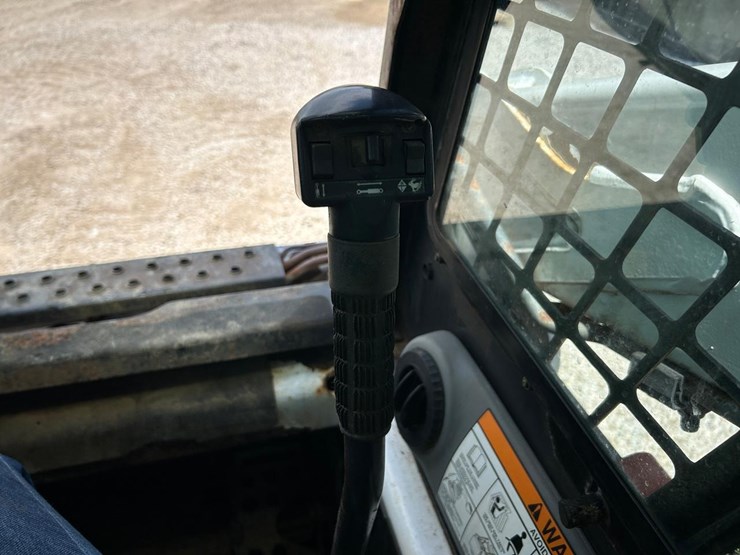 bobcat-t190-image-21