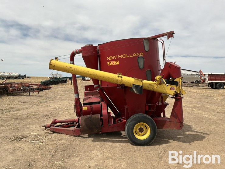 new-holland-357-image-8