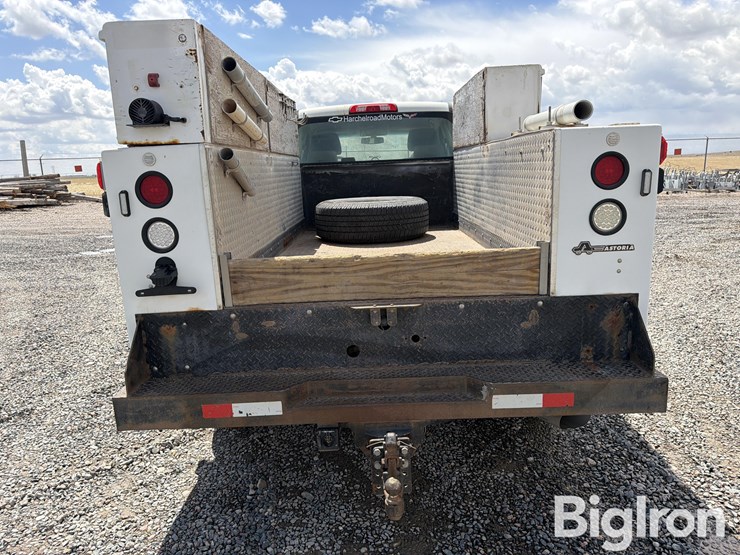 2018-chevrolet-k3500-image-6