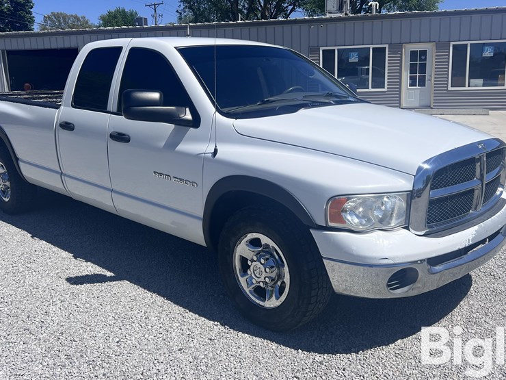 2003-dodge-ram-2500-image-3