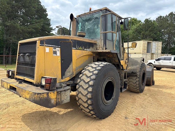 caterpillar-416-image-2