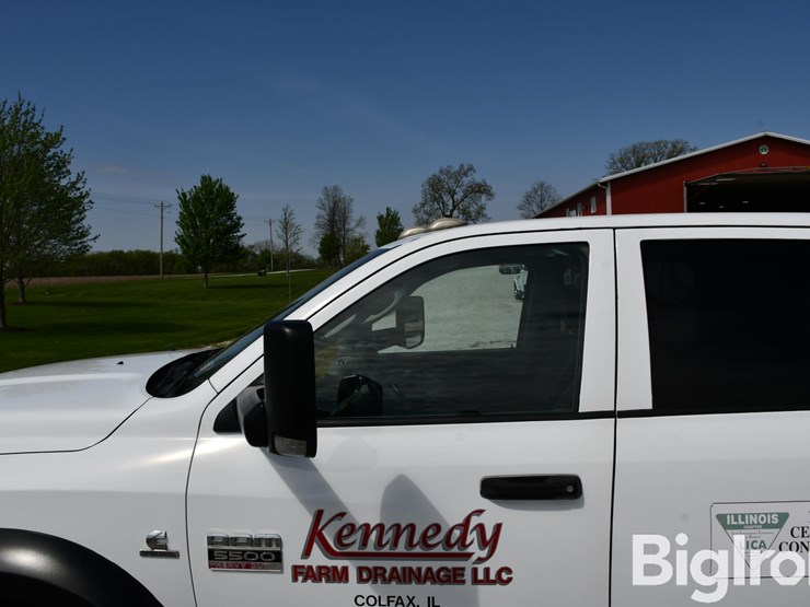 2011-dodge-ram-5500-image-12