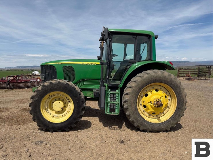 2003-john-deere-7520-image-2
