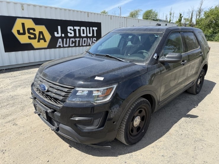 2018-ford-explorer-image-1