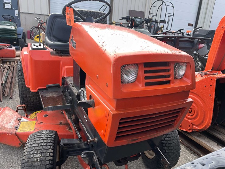 #9073-•-ariens-gt-lawn-mower-(o3)-image-16