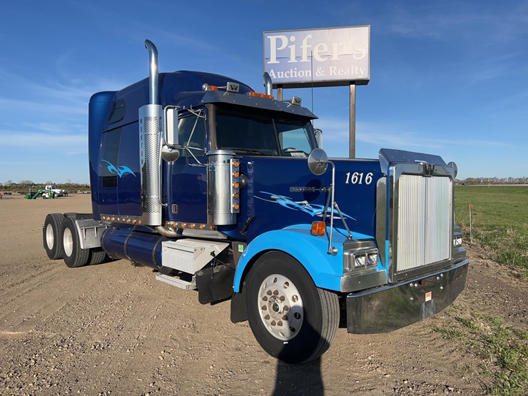 2004-western-star-semi-image-4