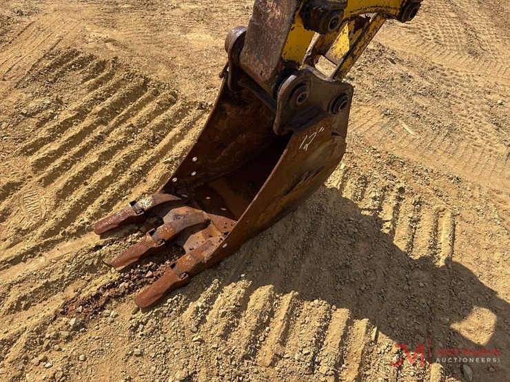 2015-komatsu-pc35mr-3-image-10