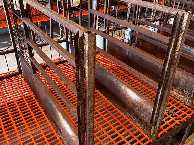 50-metal-calf-crates-image-18